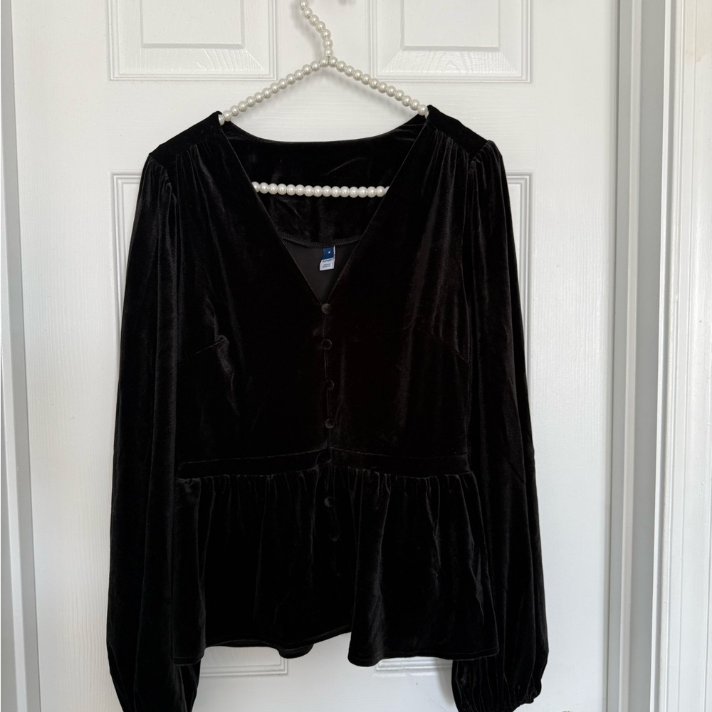 Old Navy Black Velvet Blouse